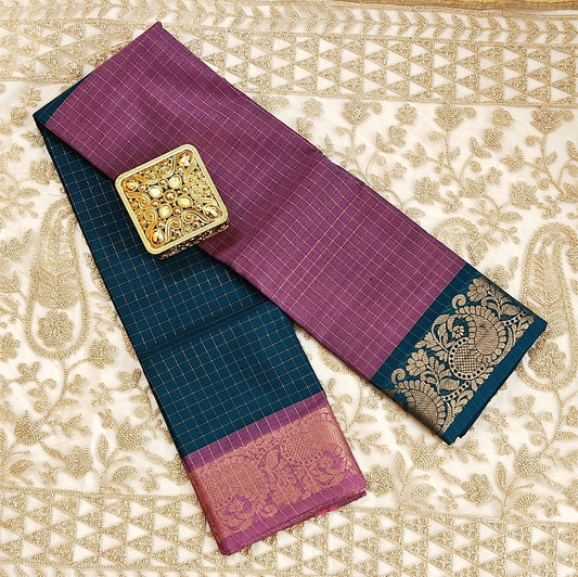 Sungudi Zari – Off and Off Series | Coral lavender & Teal blue Checked Cotton Saree"