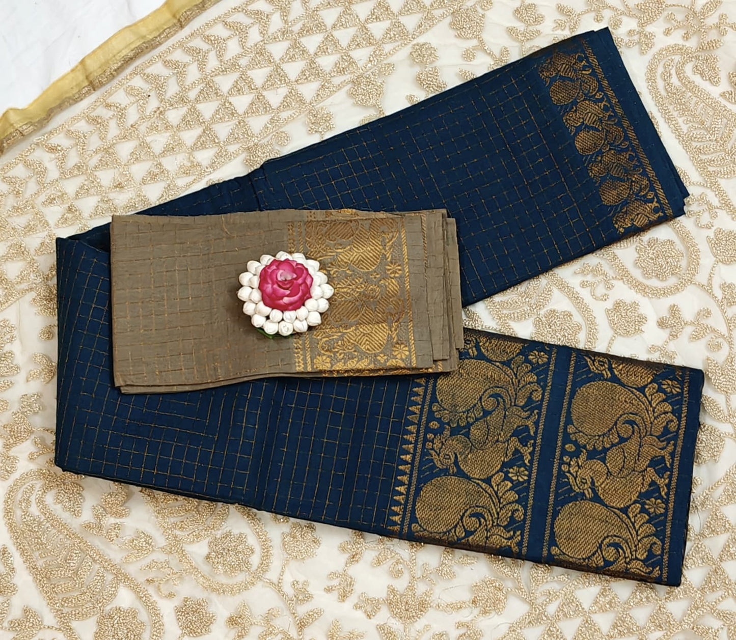 Golden zari kattam with double border