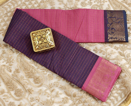 Sungudi Zari – Off and Off Series | pink & violet Checked Cotton Saree"