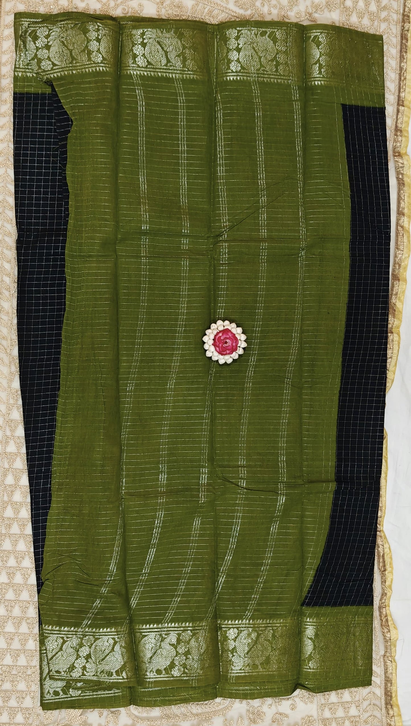 Sungudi silver zari kattam sarees