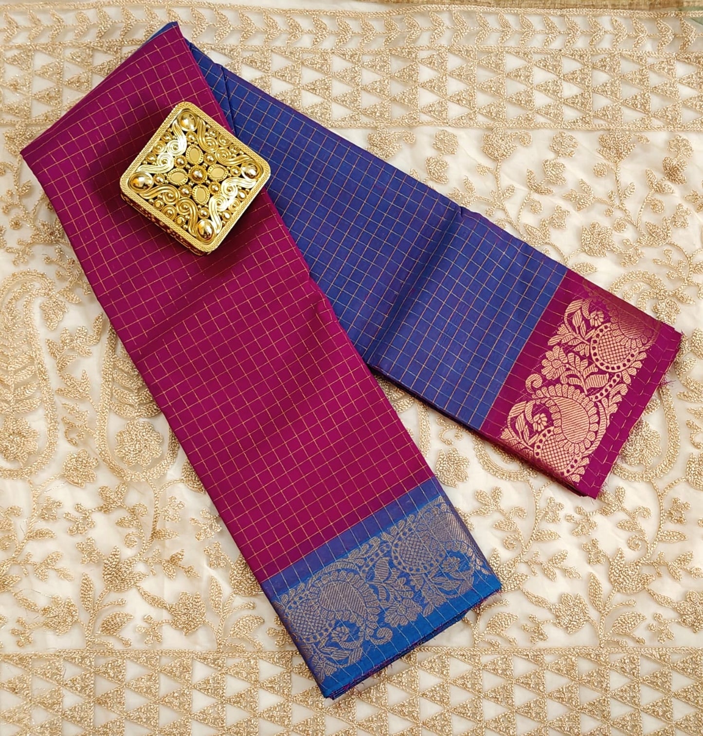 Sungudi Zari – Off and Off Series | Majenda & ink blue Checked Cotton Saree