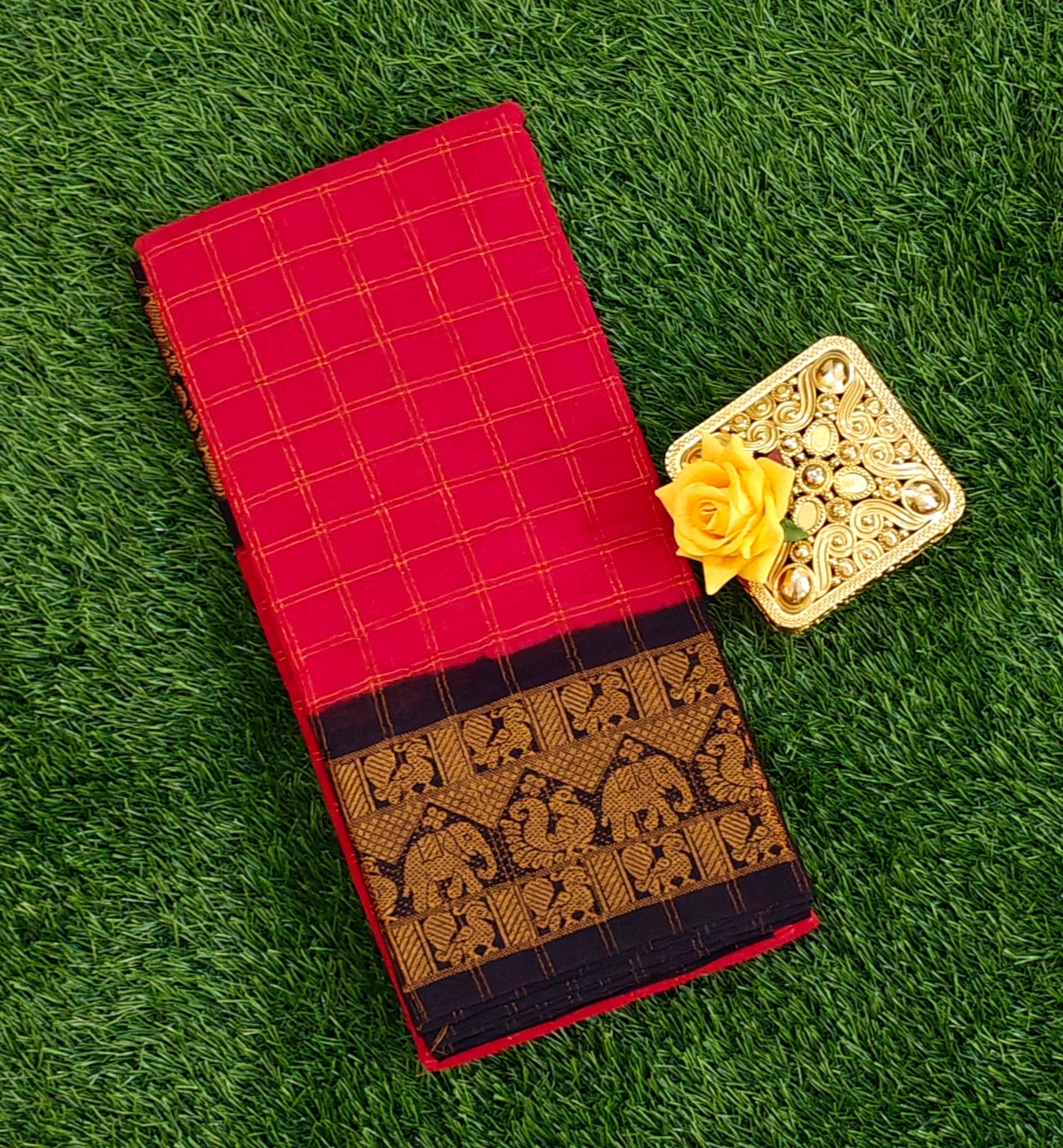 Elegant Checked Zari Sarees