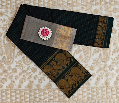 Golden zari kattam saree with double border