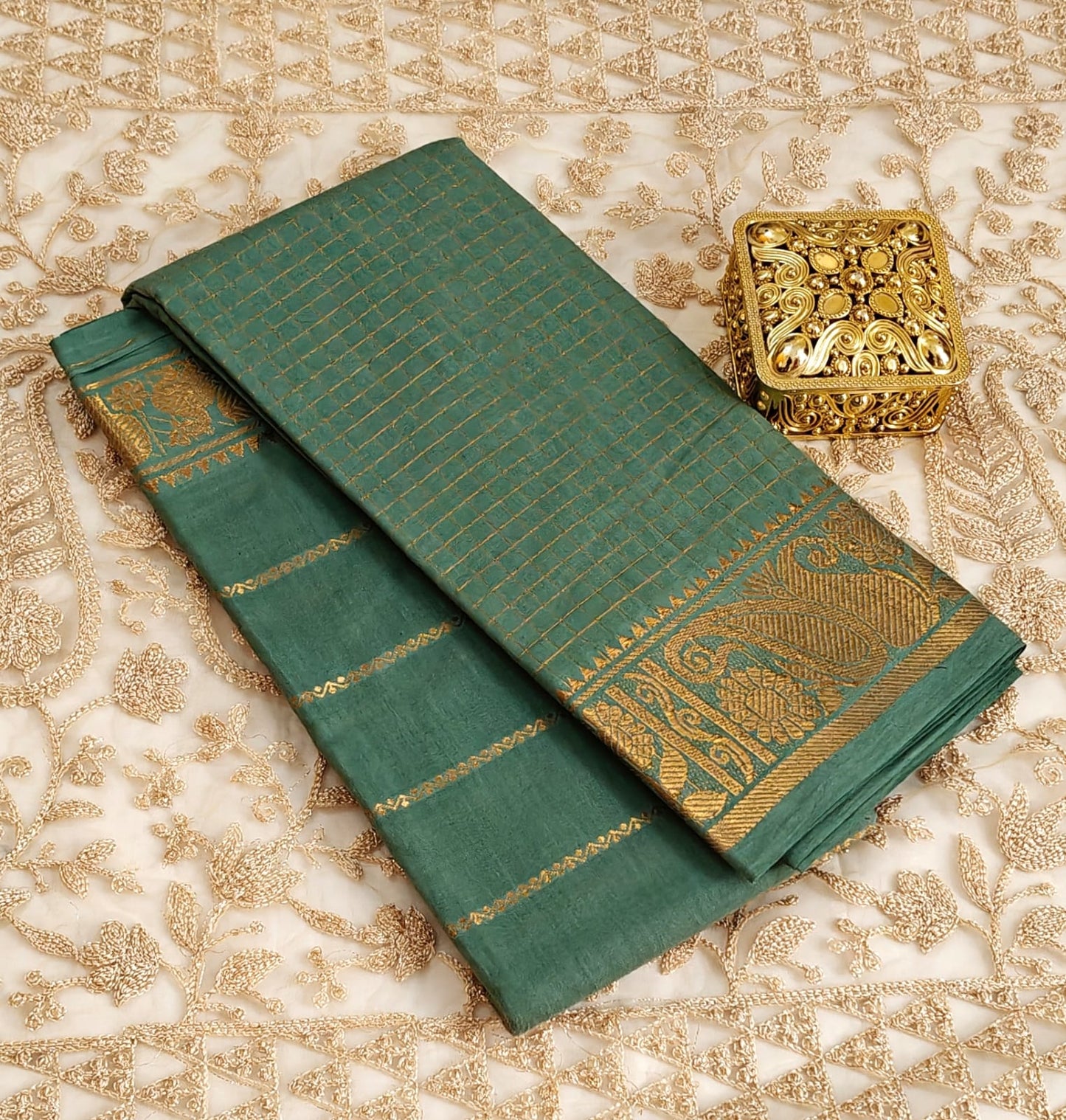 Royal Elegance in Green