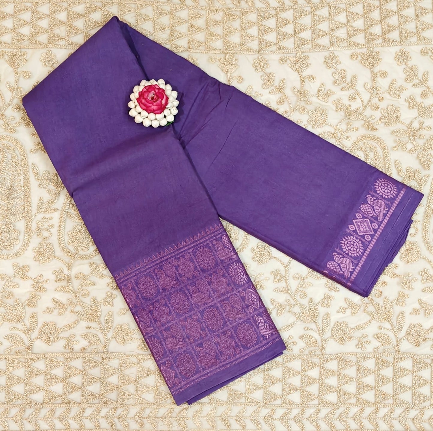 Plain pattern with pink zari border