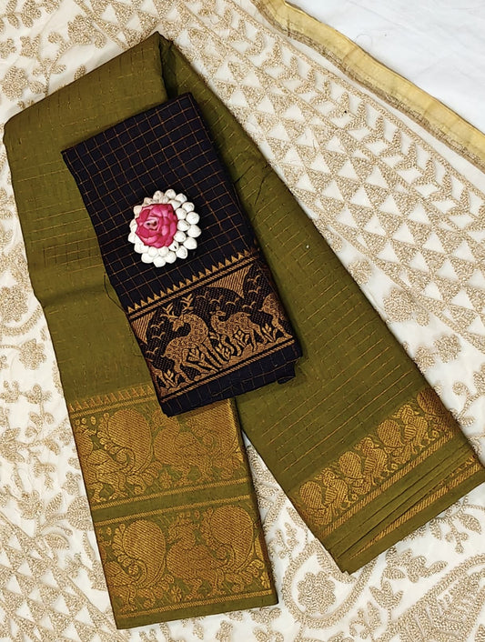 Traditional zari kattam saree with double border