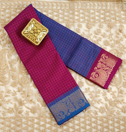 Sungudi Zari – Off and Off Series | Majenda & ink blue Checked Cotton Saree